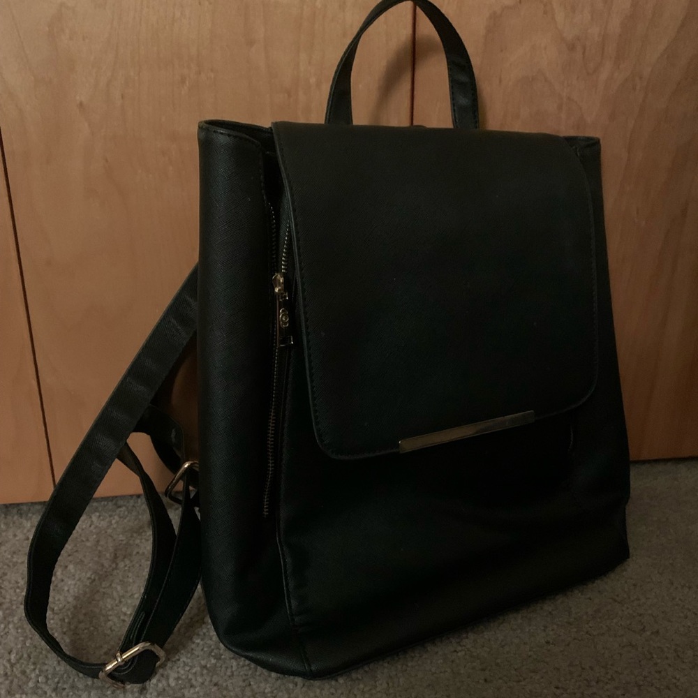 COOFIT Black Faux Leather Backpack